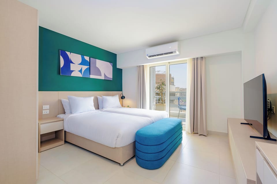 Apartment, Balcony, City View | Free WiFi, bed sheets