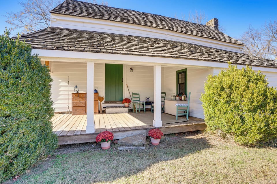House (2 Bedrooms) | Front of property