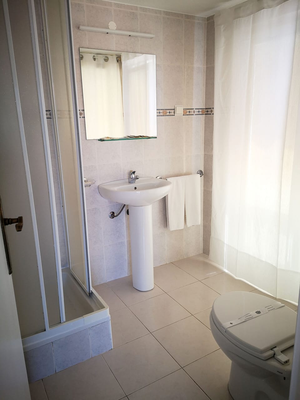 Triple Room, Balcony | Bathroom