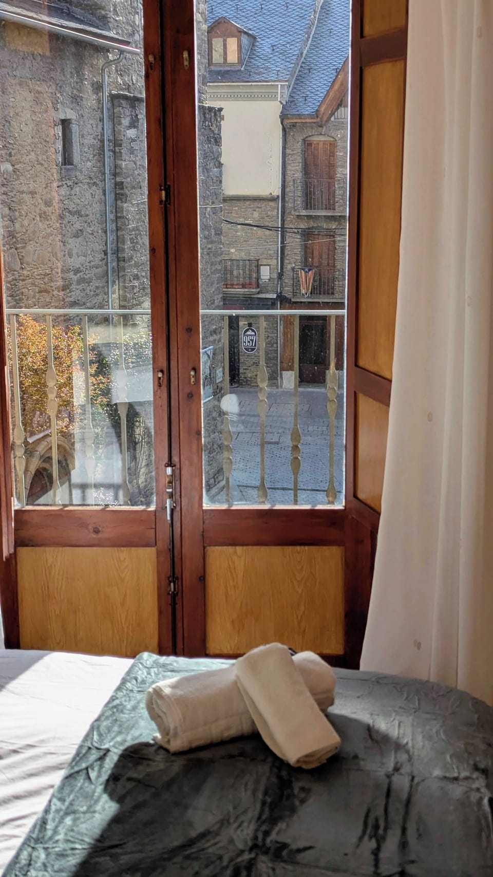 Classic Double Room, Balcony, City View | Free WiFi, bed sheets