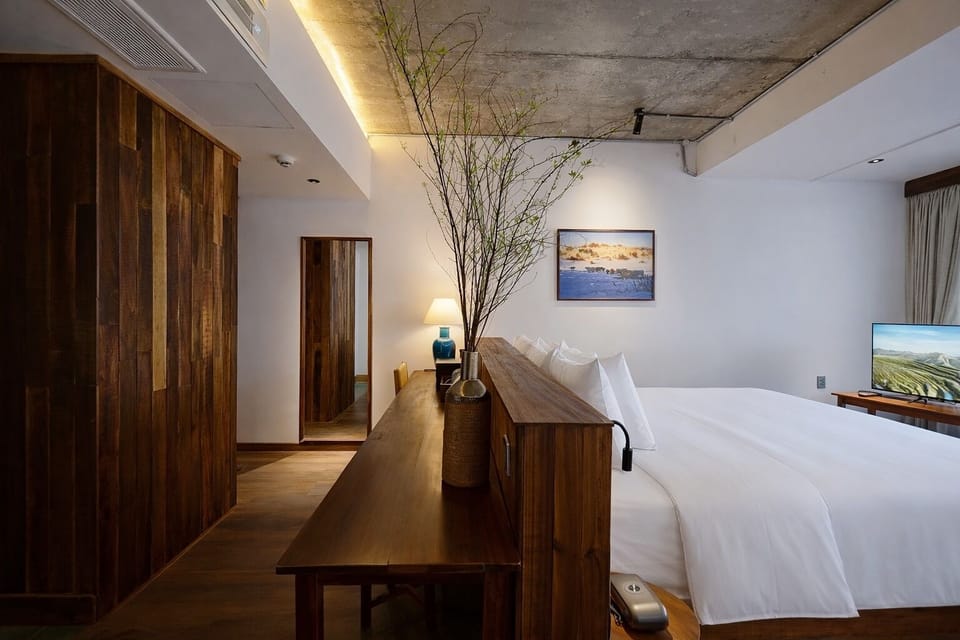 Executive Double Room, City View | Minibar, desk, laptop workspace, soundproofing