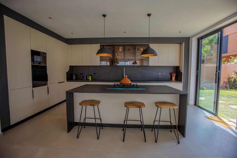 Shared fridge, microwave
