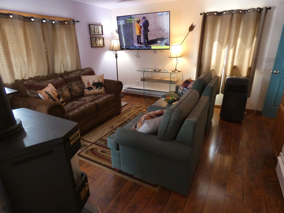 Deluxe Double Room | Living area