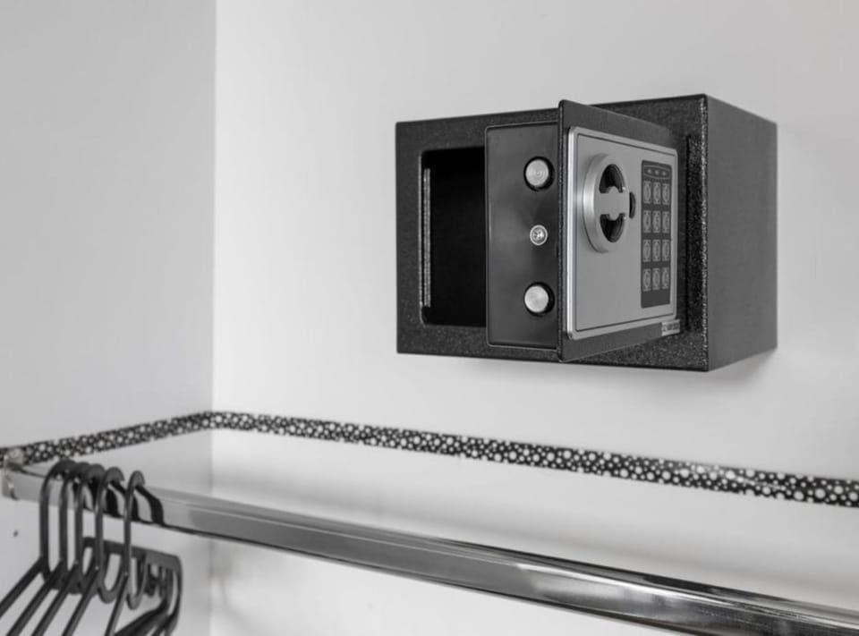 Apartment (Two Bedroom Penthouse) | Property amenity
