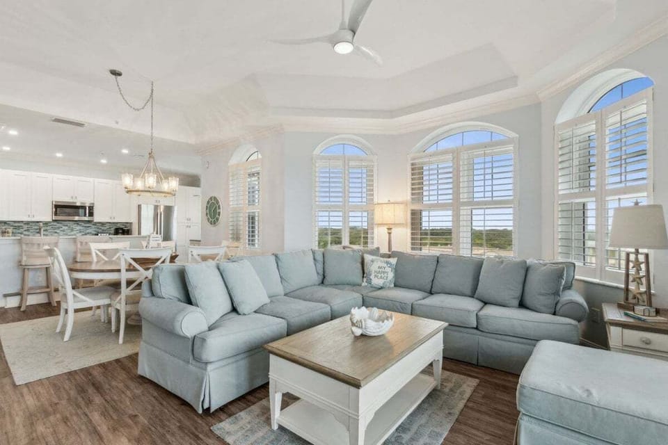 Plenty of seating with this oversized sectional sofa