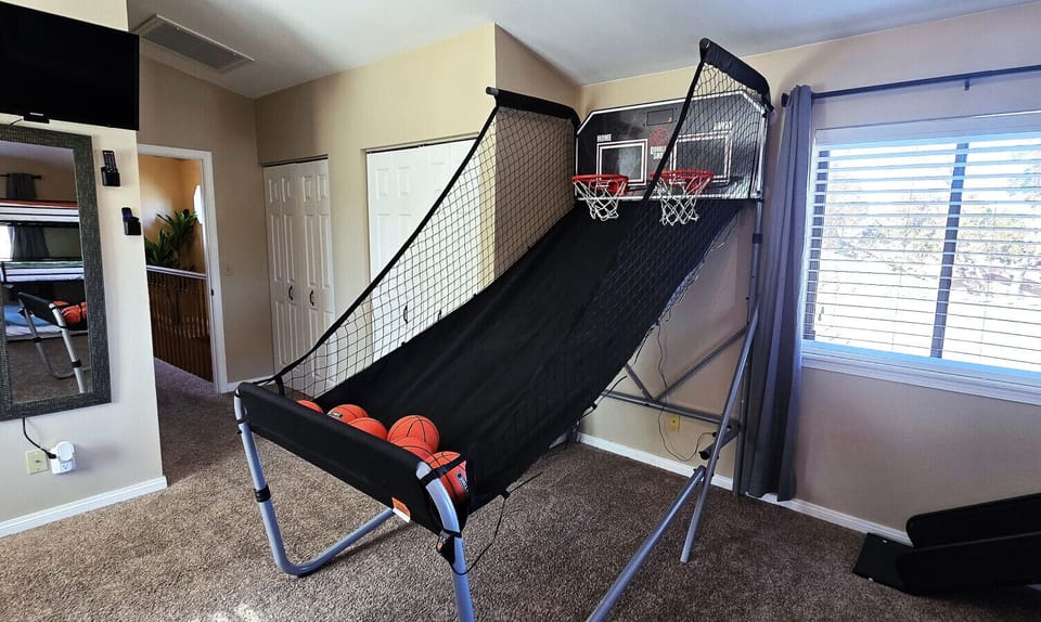 Basektball Arcade Game with multiple game options