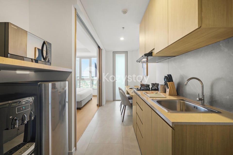 Apartment, 1 Bedroom, City View | Private kitchen | Full-size fridge, microwave, stovetop, rice cooker
