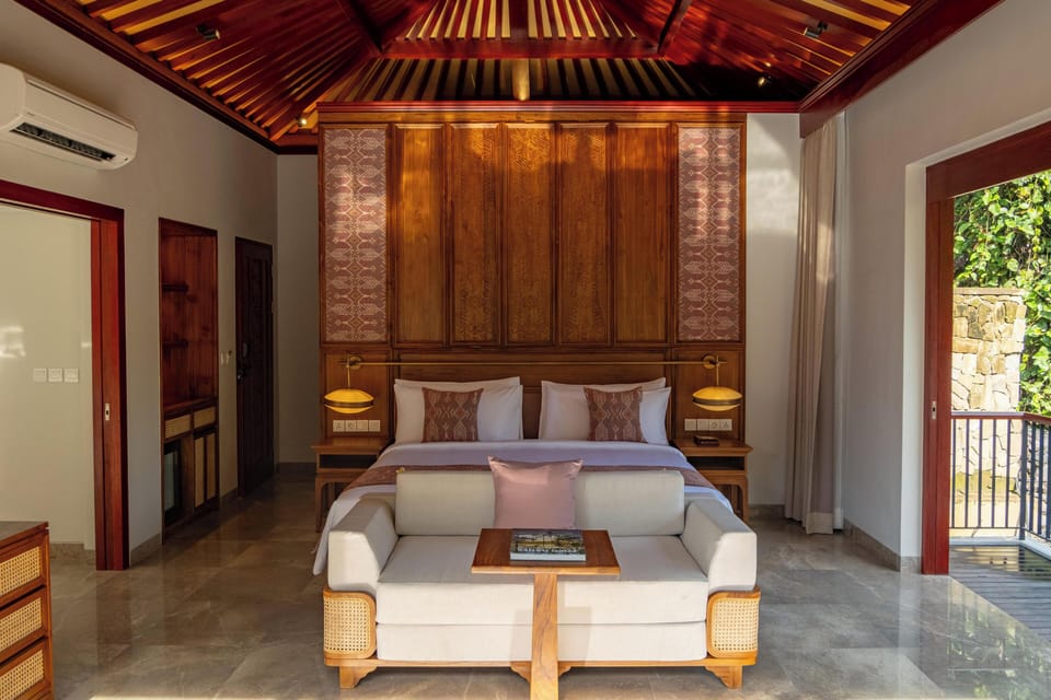 Riverside Heated Pool Villa | Premium bedding, free minibar items, in-room safe, desk