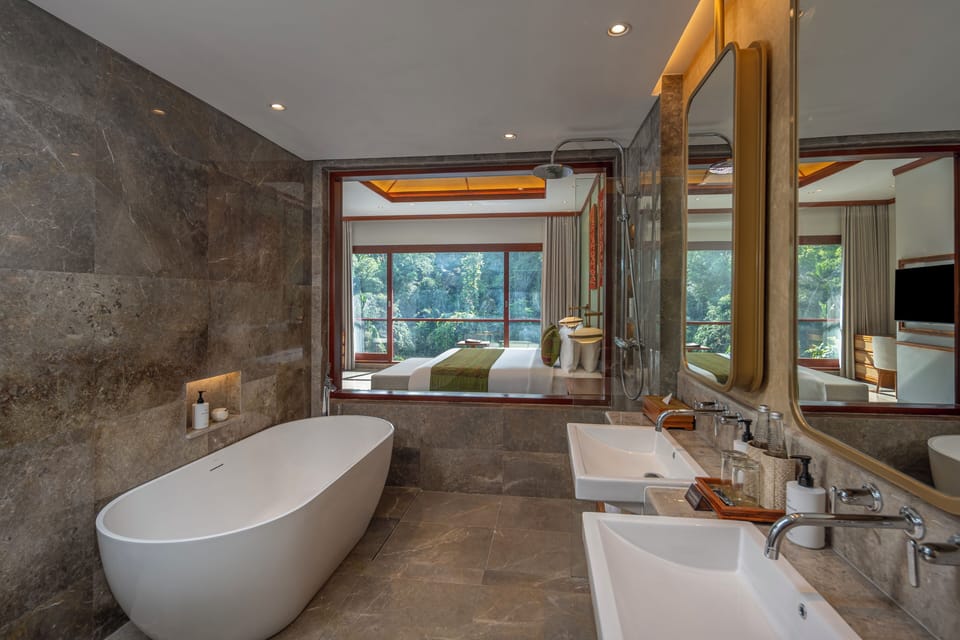 Jungle View Duplex Pool Villa | Bathroom | Free toiletries, hair dryer, bathrobes, slippers