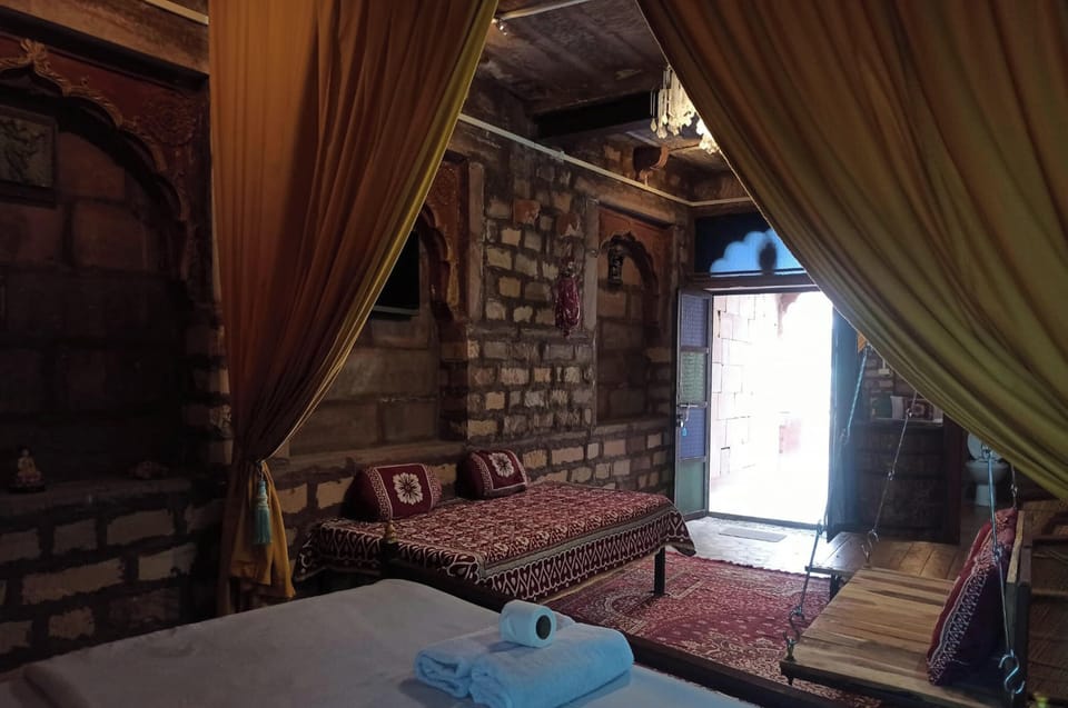 Deluxe Triple Room, Balcony | WiFi (free)