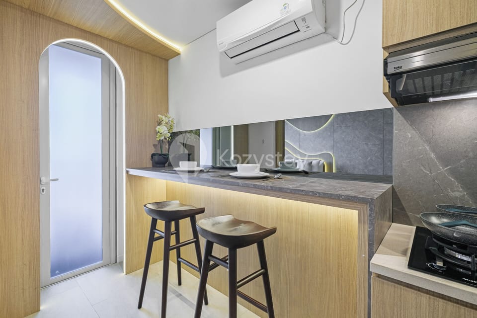 Apartment, 1 Bedroom, City View | Dining room