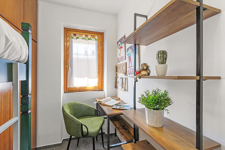 Honeymoon Apartment, Multiple Bedrooms (Appartamento Nube Di Argento) | Interior