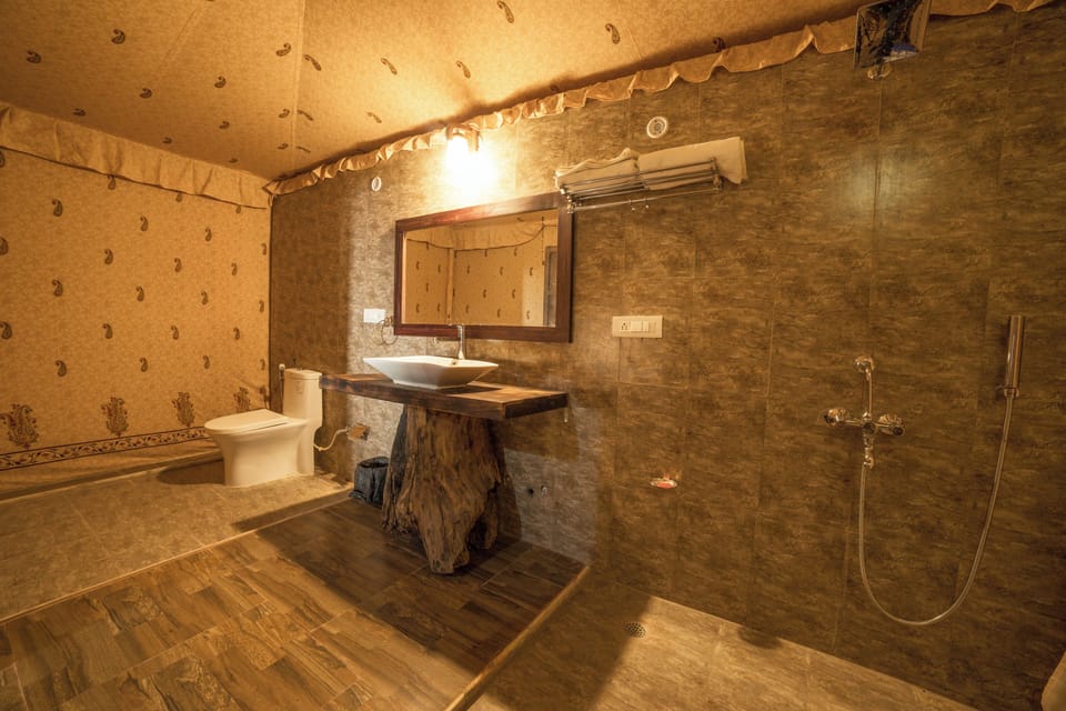 Tent, Garden View | Bathroom | Shower, slippers, towels, soap