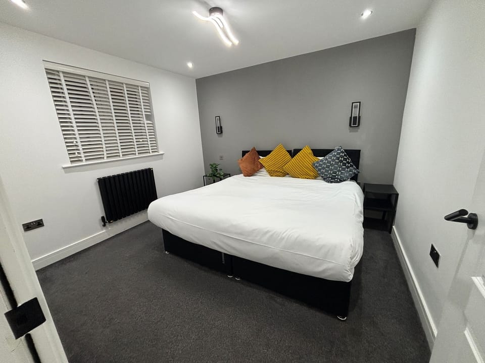 Comfort Apartment, 2 Bedrooms, Non Smoking, Kitchen | Laptop workspace, free WiFi