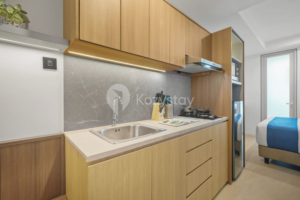 Apartment, 1 Bedroom, City View | Private kitchen | Full-size fridge, microwave, stovetop, rice cooker