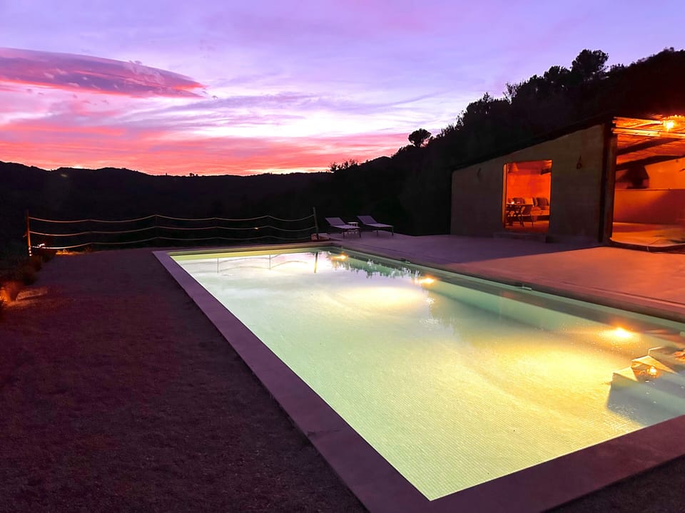 Mimosa Lodge Bed and Breakfast in Baix Empordà