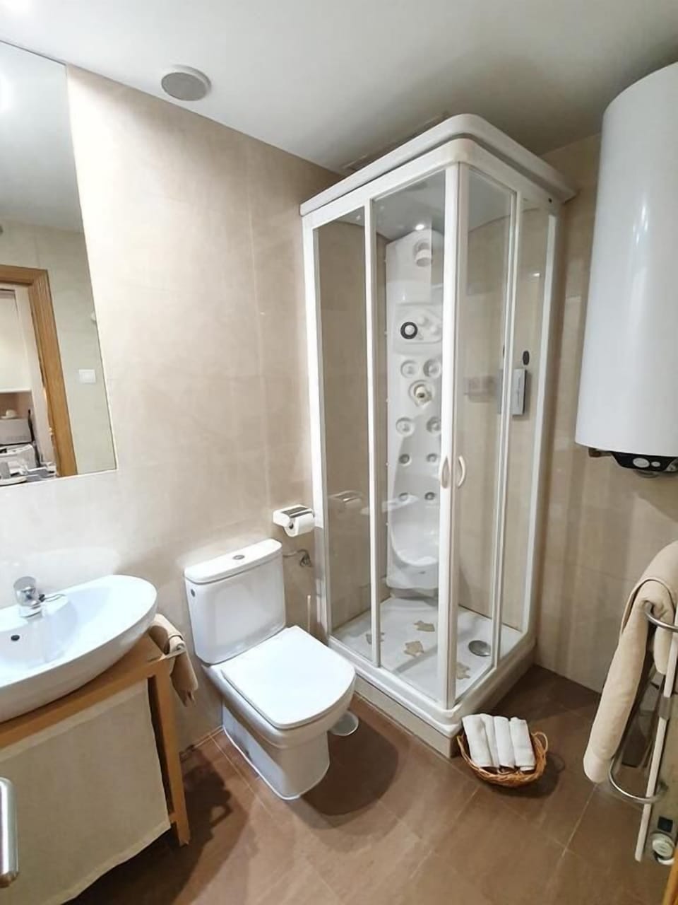 Basic Apartment | Bathroom | Bathrobes