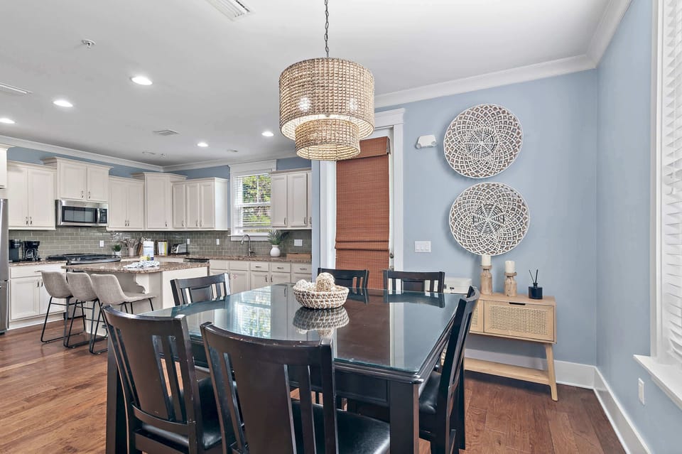 Who’s in for a family dinner?