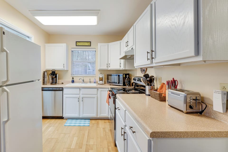 House (2 Bedrooms) | Interior