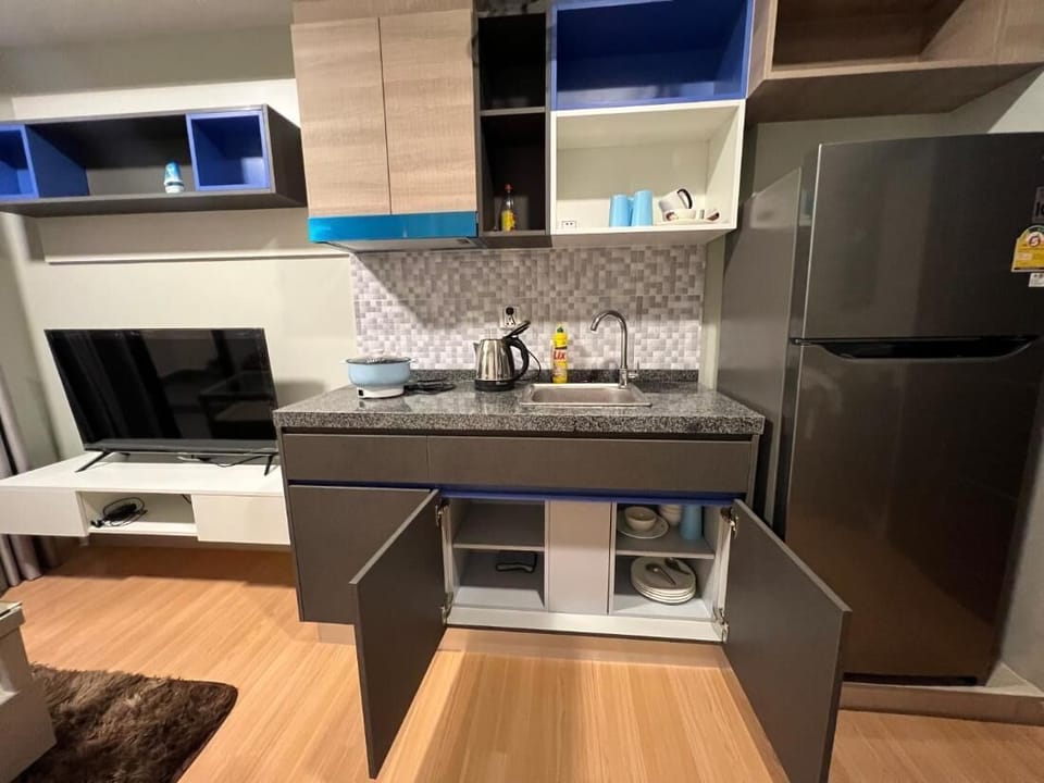 Apartment, 1 Bedroom, Smoking, Balcony | Interior