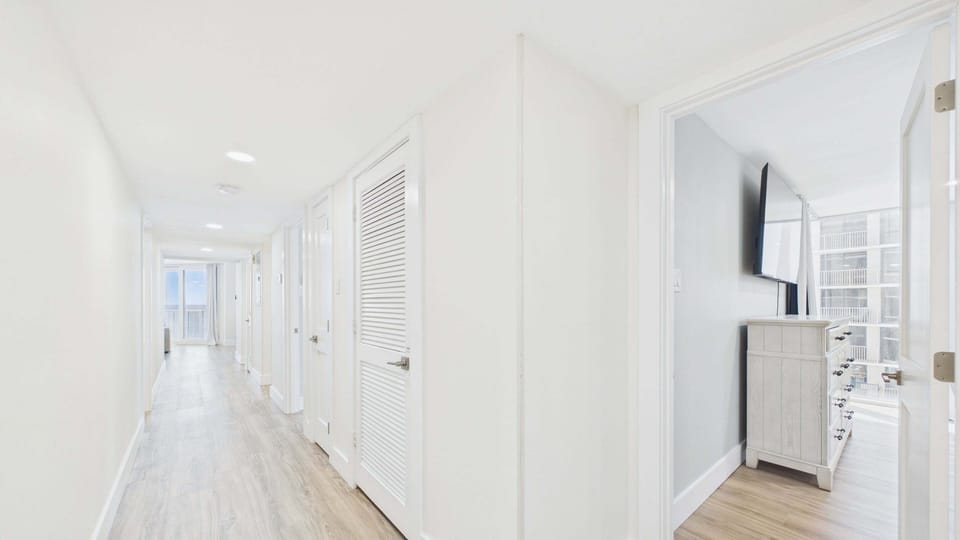 Entry-way hallway entrance to master bedroom