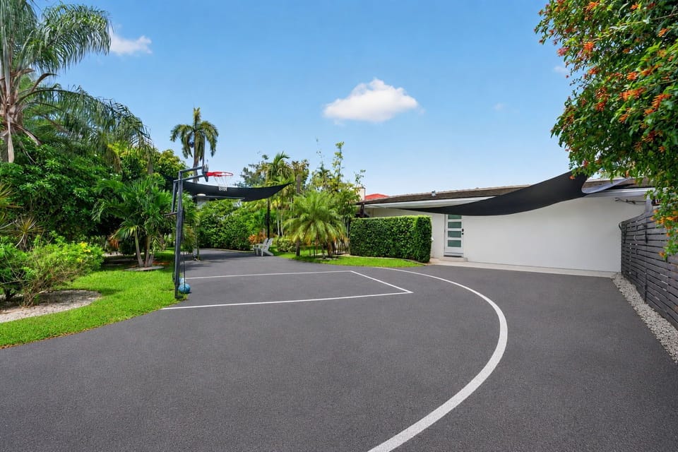 Sport court