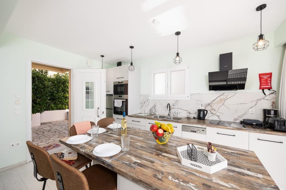 Equipped kitchen