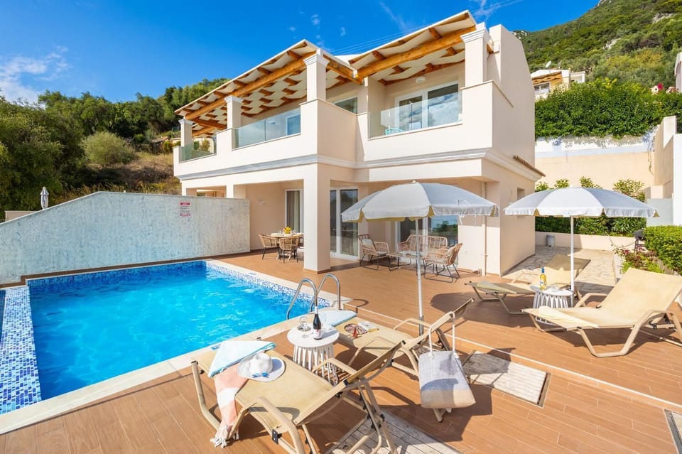 Beautiful villa with private pool and terrace