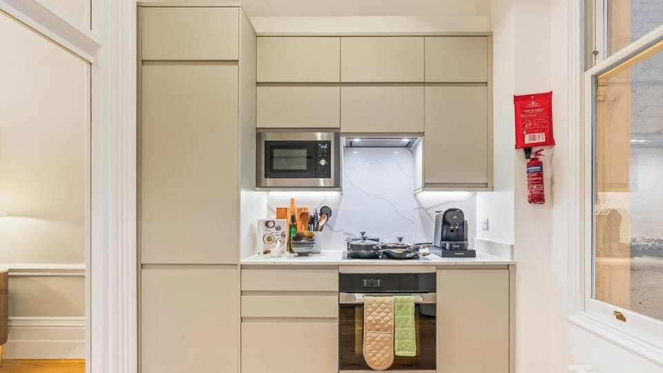 Fully equipped kitchen for your home-cooked meal