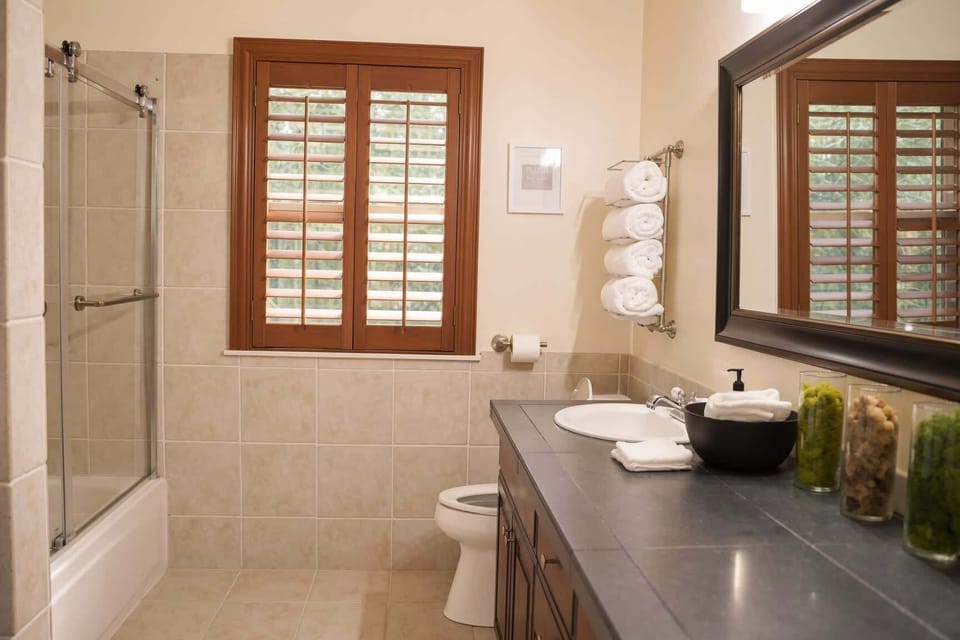 Guest bath
