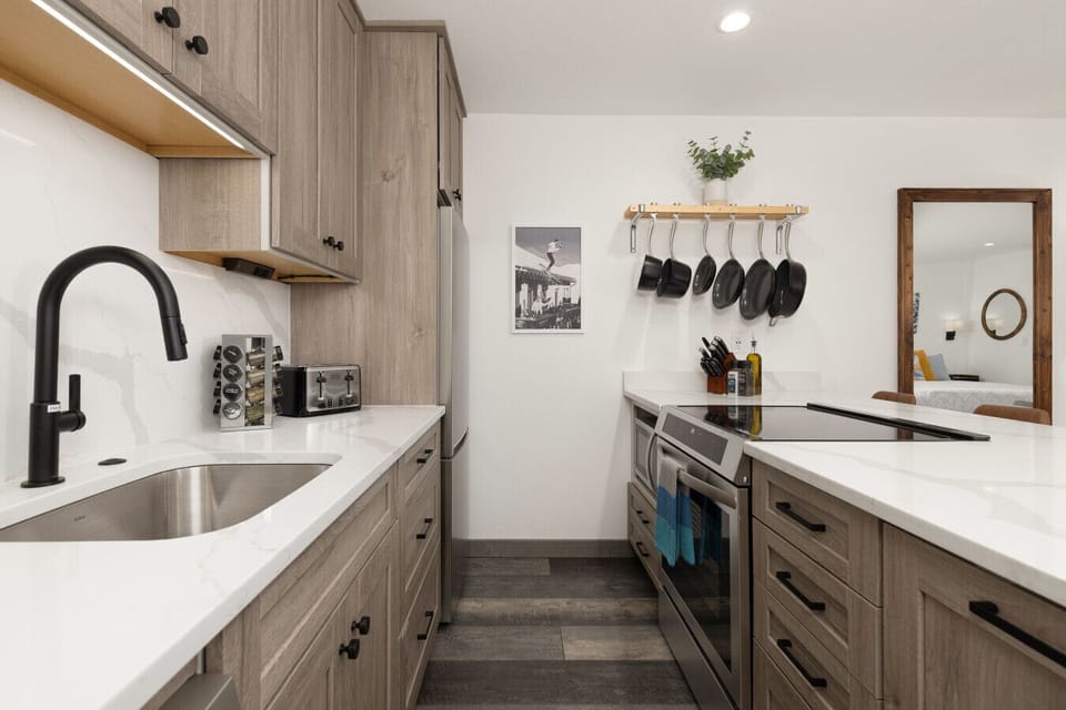 Fully stocked kitchen