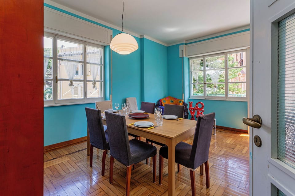 Apartment, 3 Bedrooms, City View | Dining room