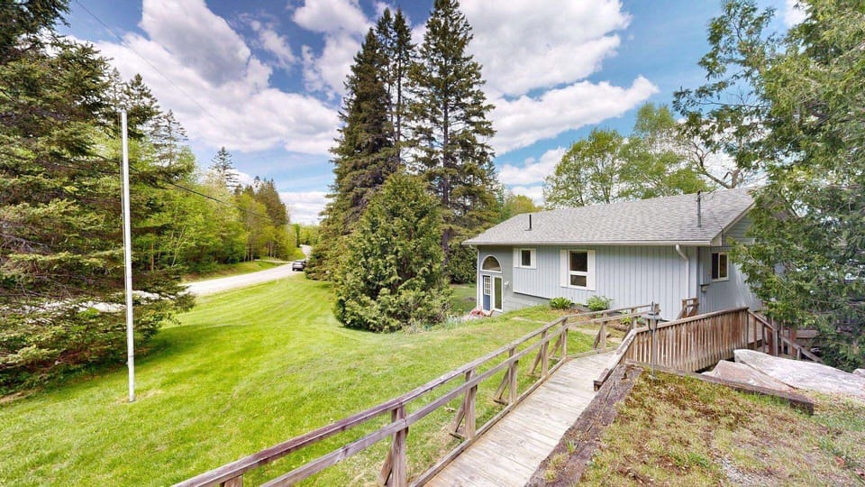 The walkway to enter the cottage.