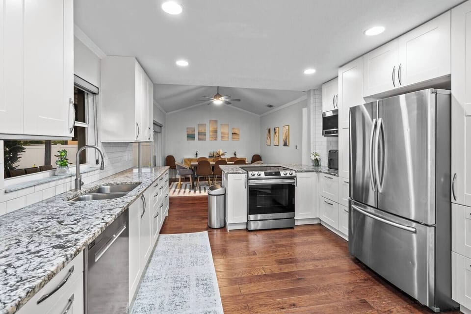 Open Kitchen 