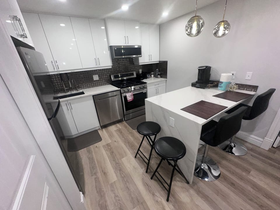 Fully Equipped, High-End Kitchen