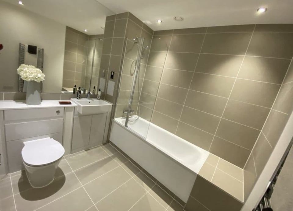 Comfort Double Room, Courtyard View | Bathroom