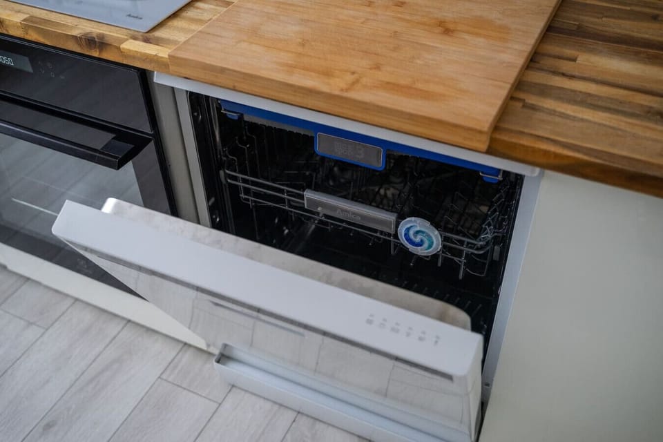 Fully Equipped Kitchen | Book Now with RENTUJEMY.COM