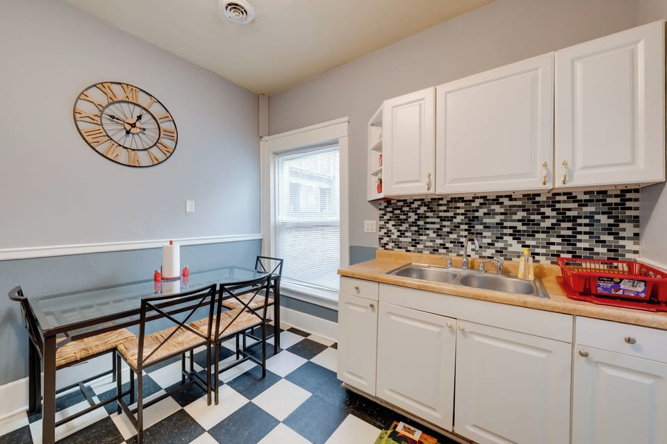 Kitchen | Dishware & Flatware | Keurig