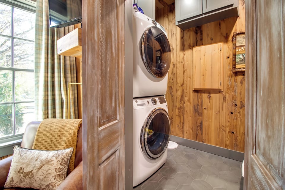 Washer & Dryer