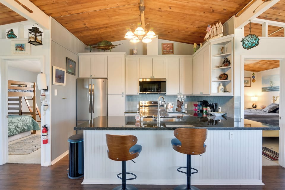 Kitchen | Dishwasher | Drip Coffee Maker