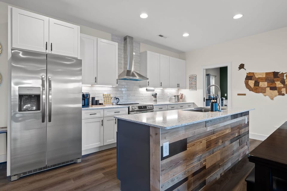 National Parks Themed Fully Stocked Kitchen