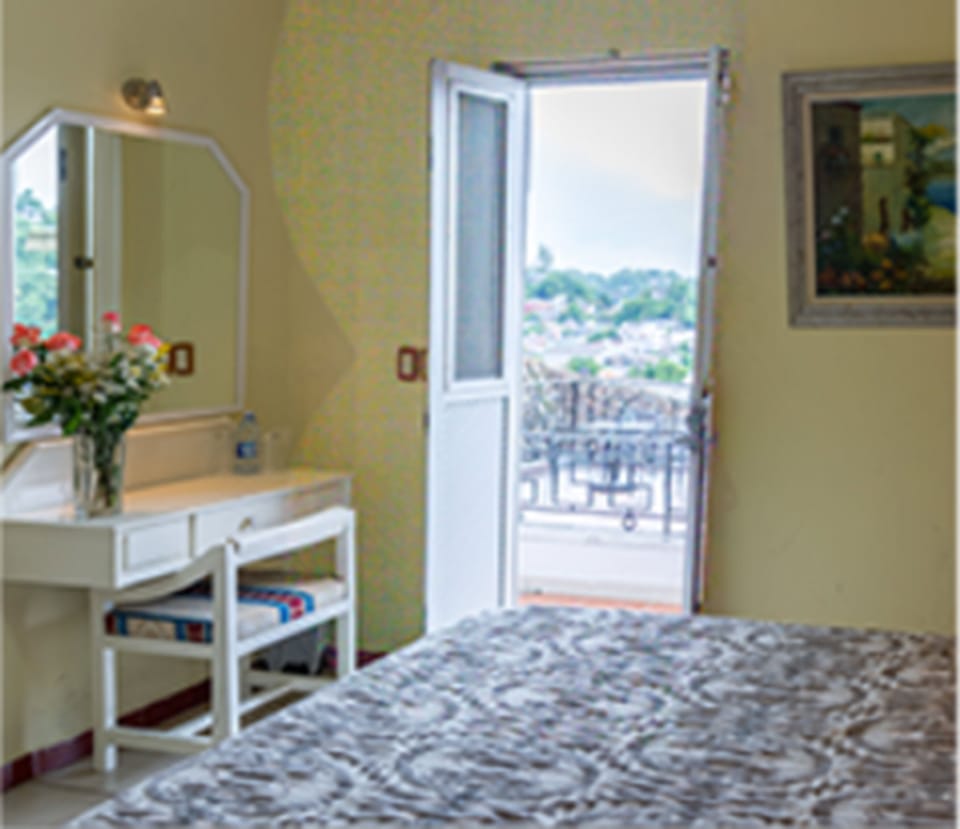Standard Room, 1 Double Bed | Premium bedding, WiFi (free), bed sheets