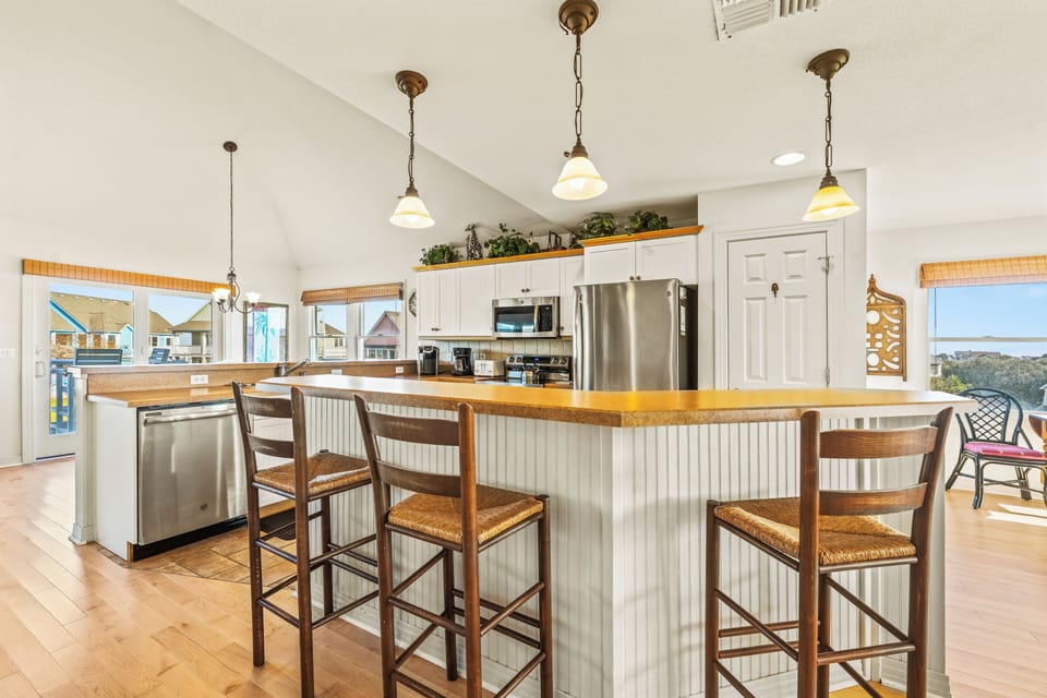 Kitchen Island - Top Level