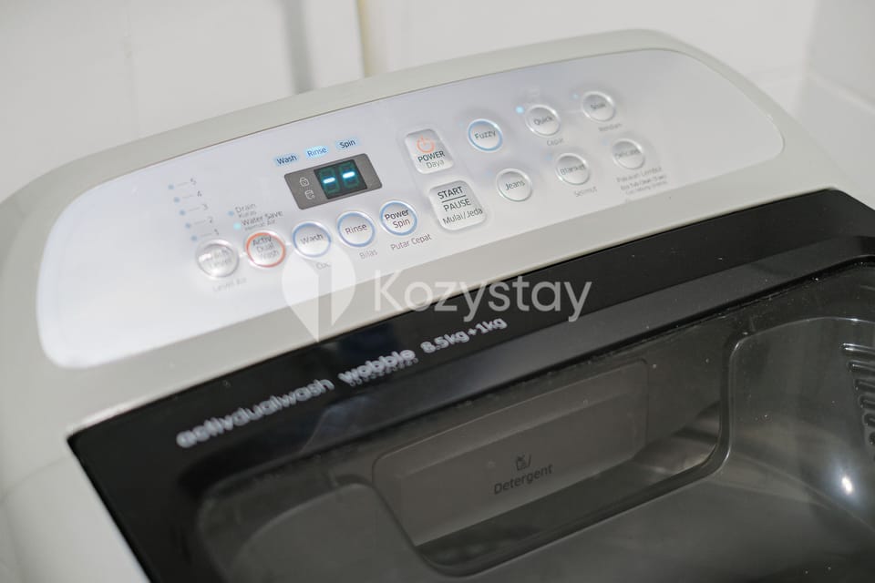 Apartment, 2 Bedrooms, City View | Laundry