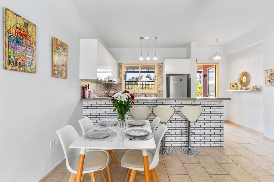 Aphrodite Gardens Apartment by Ezoria Villas (15419)