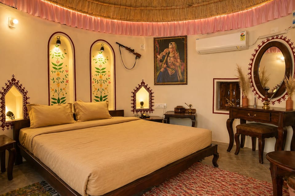 Comfort Room | Desk, free WiFi