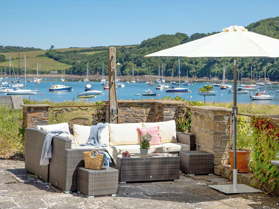 Sitting-out-area | Cellars Cottage, Portscatho
