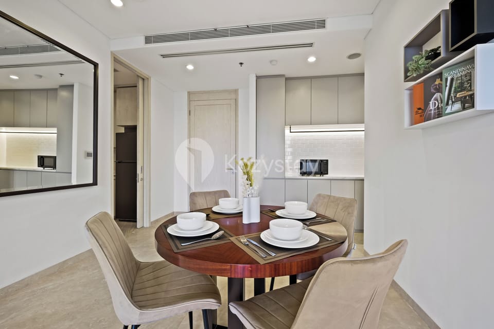 Apartment, 2 Bedrooms, City View | Dining room