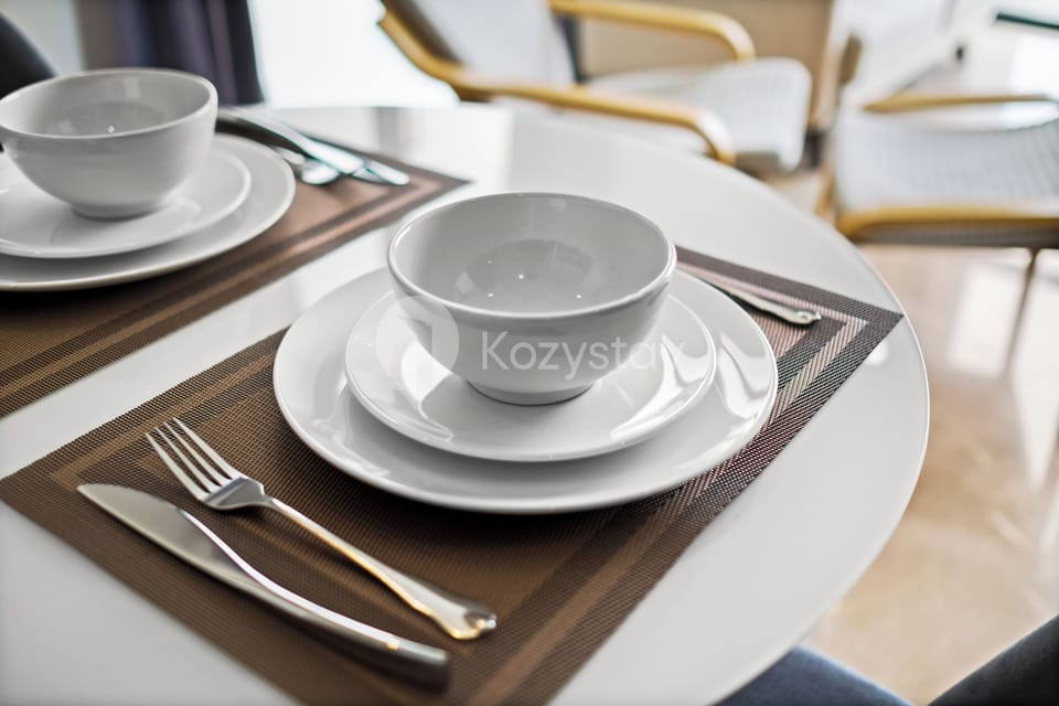 Apartment, 1 Bedroom, City View | Dining room