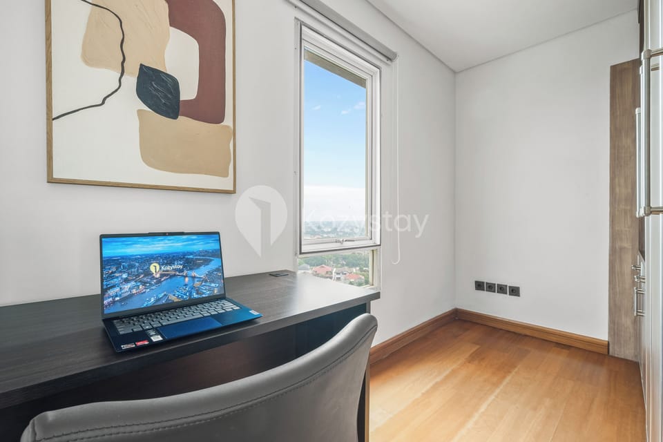 Apartment, 4 Bedrooms, City View | Desk, laptop workspace, iron/ironing board, free WiFi